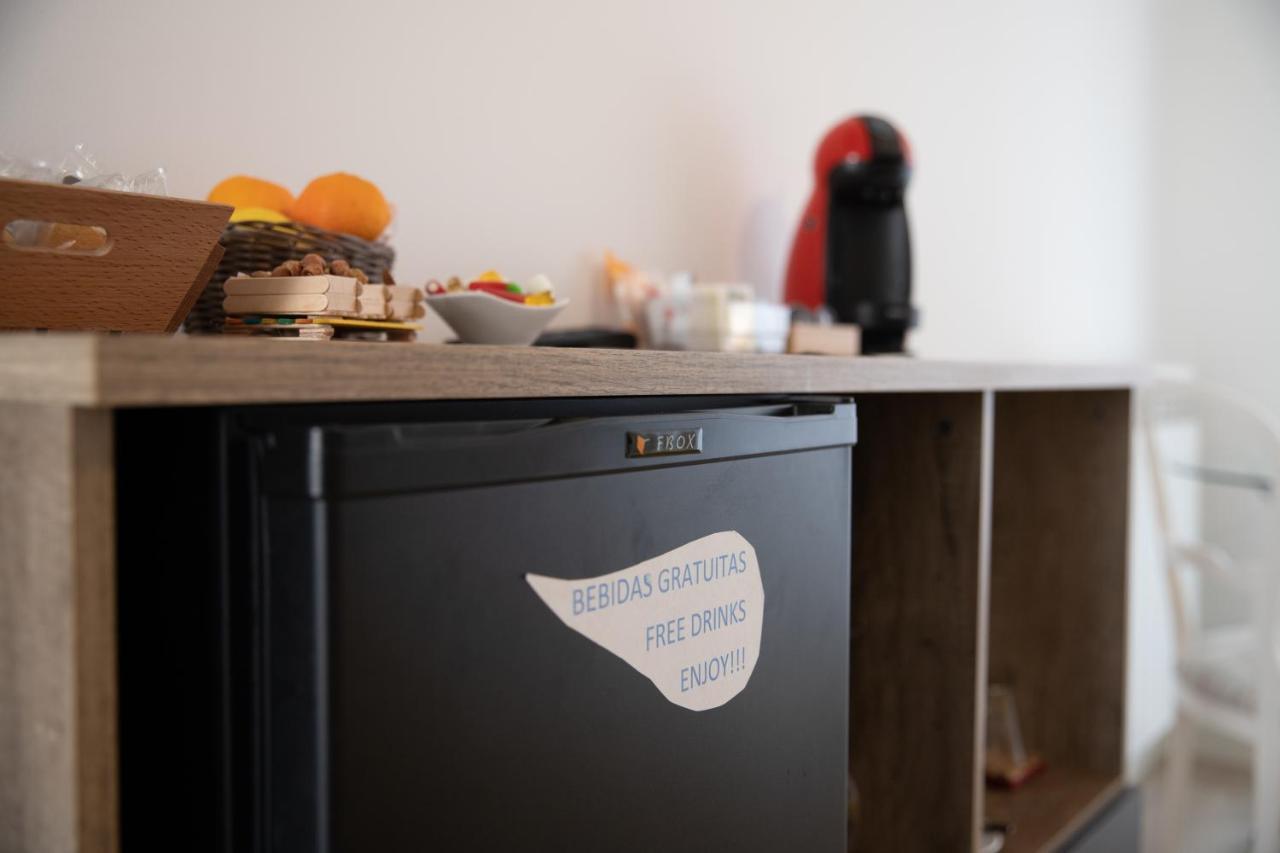 Hostal Puente De Hierro Logrono Luaran gambar